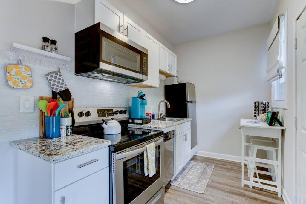 Spring Bungalow - A Cozy Getaway In Downtown Hot Springs! Esterno foto
